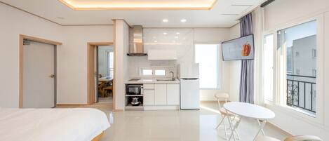 Basic-Zimmer, 1 Schlafzimmer (2F (Private Pool / Private BBQ)) | 1 Schlafzimmer, kostenloses WLAN