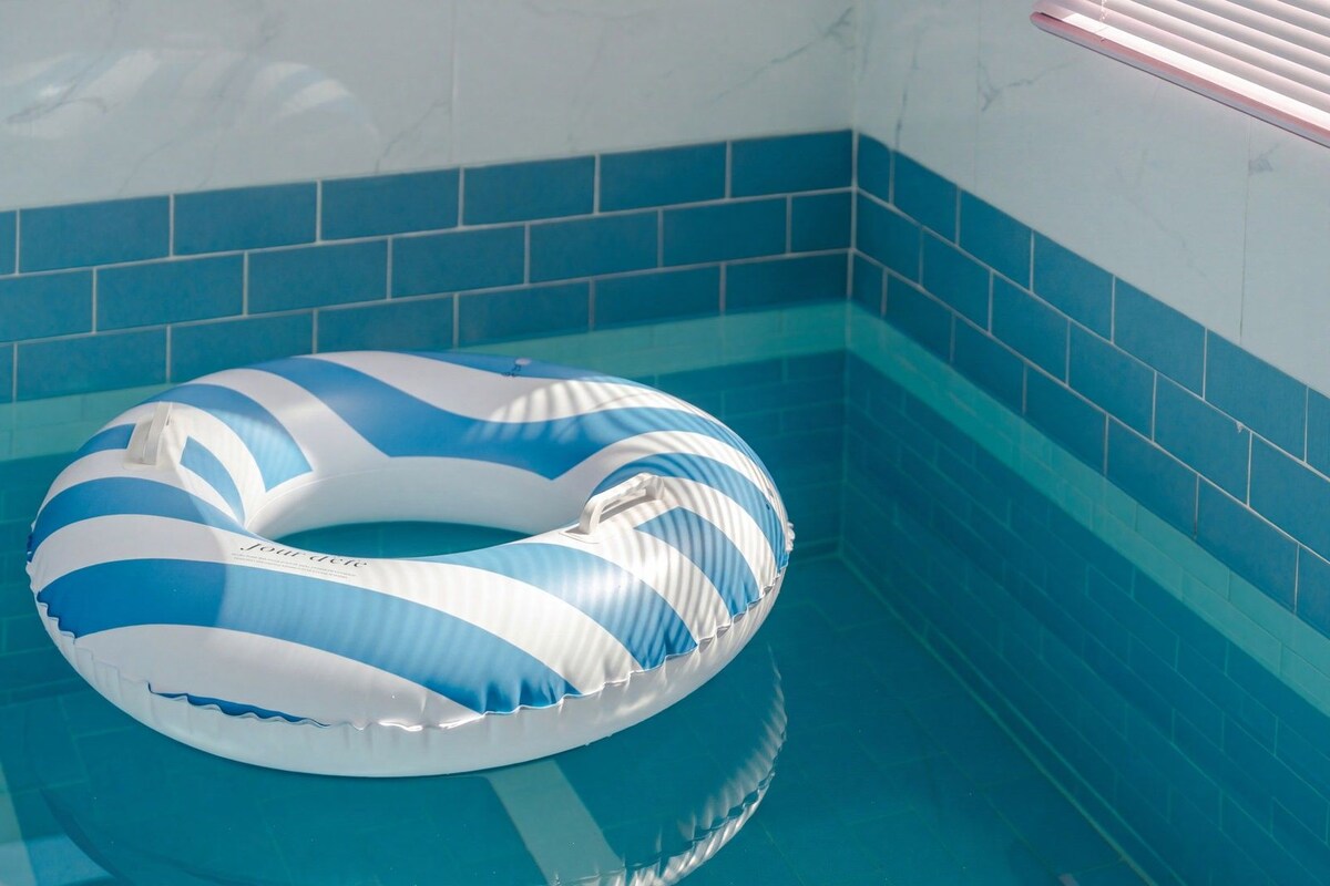 Basic Room, 1 Bedroom (4F(Elev/ElecBBQ/OTT/Pool₩50k)) | 1 bedroom, free WiFi