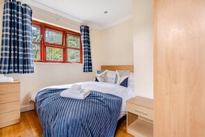 1 bedroom, iron/ironing board, free WiFi, bed sheets