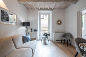 Appartamento familiare | Area soggiorno | TV a schermo piatto