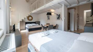 Appart'hĂŽtel Exclusif, balcon | Espace de travail pour ordinateur portable, Wi-Fi gratuit