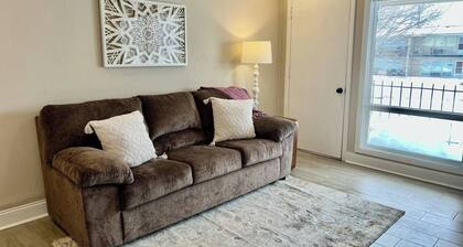 Capital City Condo #9-Light and Airy condo located in the Heart of Frankfort