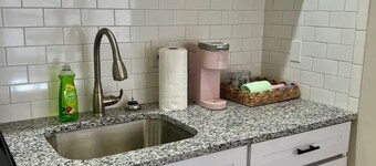 Capital City Condo #9-Light and Airy condo located in the Heart of Frankfort