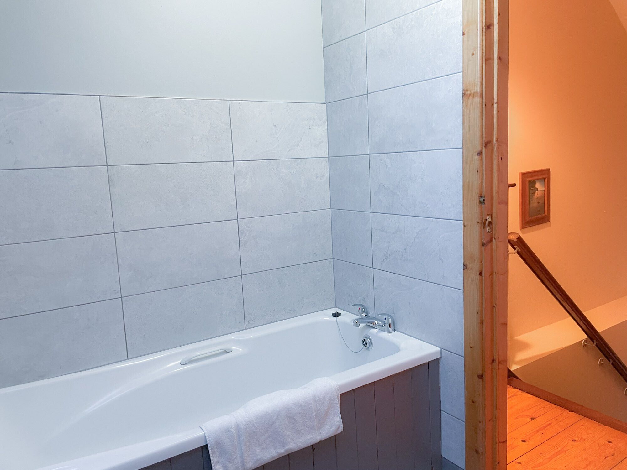 Shower, towels