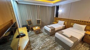 Deluxe Twin Room, City View | In-room safe, blackout drapes, iron/ironing board, free WiFi - Rahaf Almashaer Hotel (Makkah)