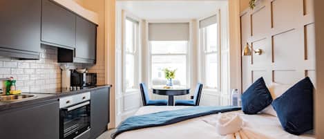 1 bedroom, iron/ironing board, Internet, bed sheets