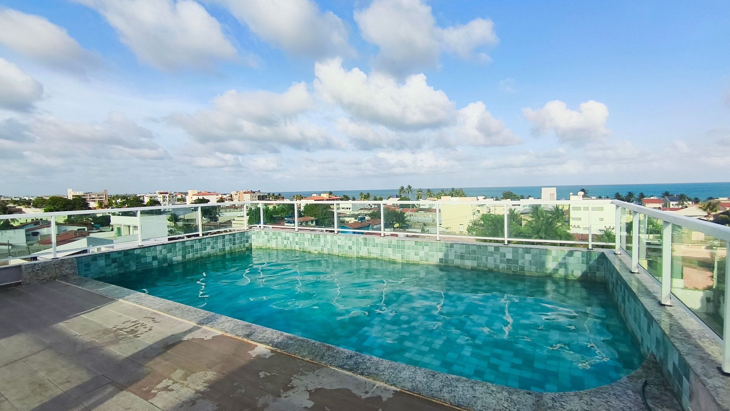 Basic Apartment | Pool