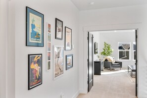 Interior - Apres Retreat, 5br 3.5ba, hot tub, sleeps 14, BBQ (Park City)