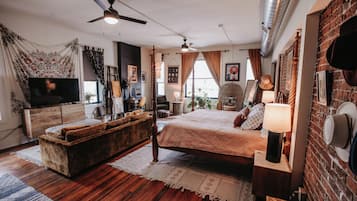 Schreibtisch, Bügeleisen/Bügelbrett, kostenloses WLAN, Bettwäsche