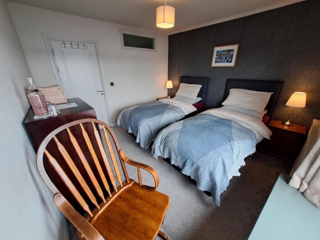 Twin Room, Harbor View | Iron/ironing board, free WiFi