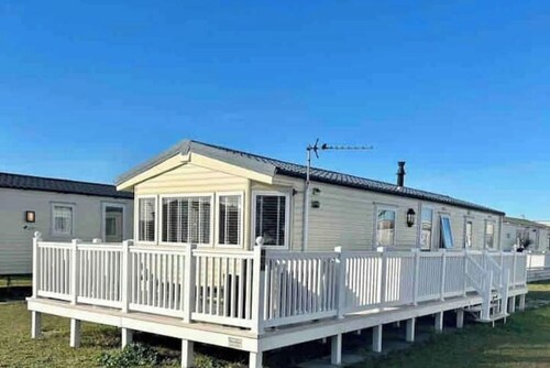 Cozy Coastal Retreat – Sandy Beaches & Scenic Nature Nearby!