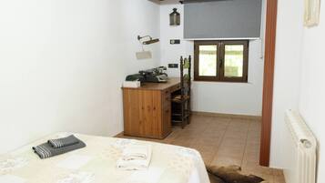 House, 4 Bedrooms, Smoking, Private Pool | 4 bedrooms