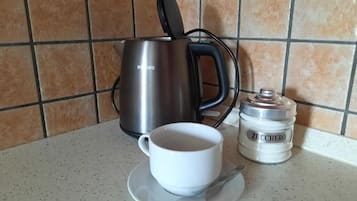 Cà phê và/hoặc dụng cụ pha