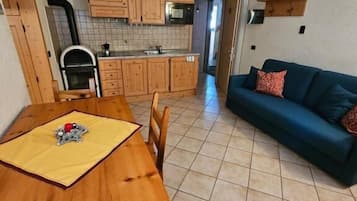 Appartamento, vista giardino | Interni