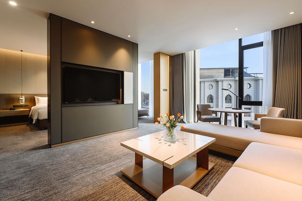 Superior Suite, 1 King Bed with Sofa bed | Premium bedding, minibar, in-room safe, desk