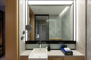 Bathroom - Novotel Haikou West Coast (Haikou)