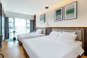 Quarto família, 2 camas de casal | Quartos à prova de som