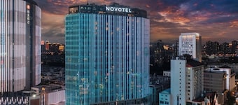 Novotel Living Yunnan Dianchi Times