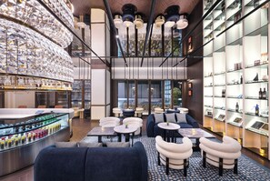 Lobby sitting area - Novotel Shanghai Xuhui Riverside (Shanghai)