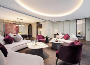 Executive Room, 1 King Bed, Club Lounge Access | Living area | 65-cm TV with cable channels - Sofitel Changzhou Hi-Tech District (Changzhou)