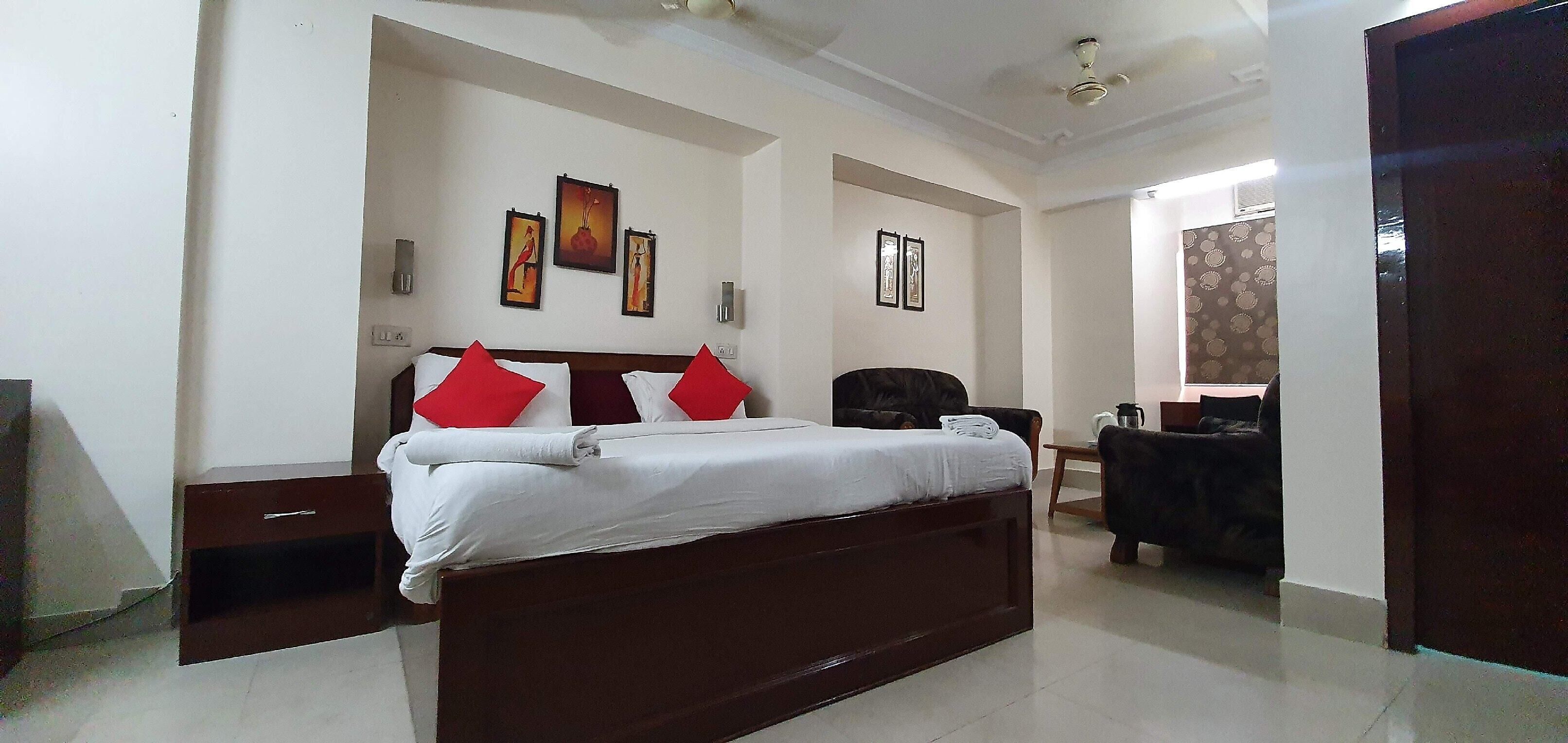 Deluxe Double Room | Free WiFi