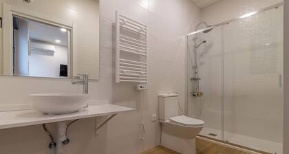 Ares III 15 min Teatro Romano, Cuna y Pet Friendly