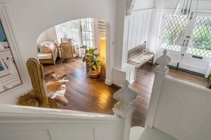 Interior - Palm Court Retreats, 2 Luxury Cosy Hideaways on Cornwall’s South Coast (Polperro)