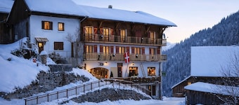 Ski-in / ski-out historical chalet for up to 15 guests in the French Alps
