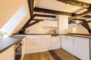 Ofen, Herdplatte, GeschirrspĂŒler