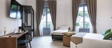 1 bedroom, in-room safe, desk, iron/ironing board