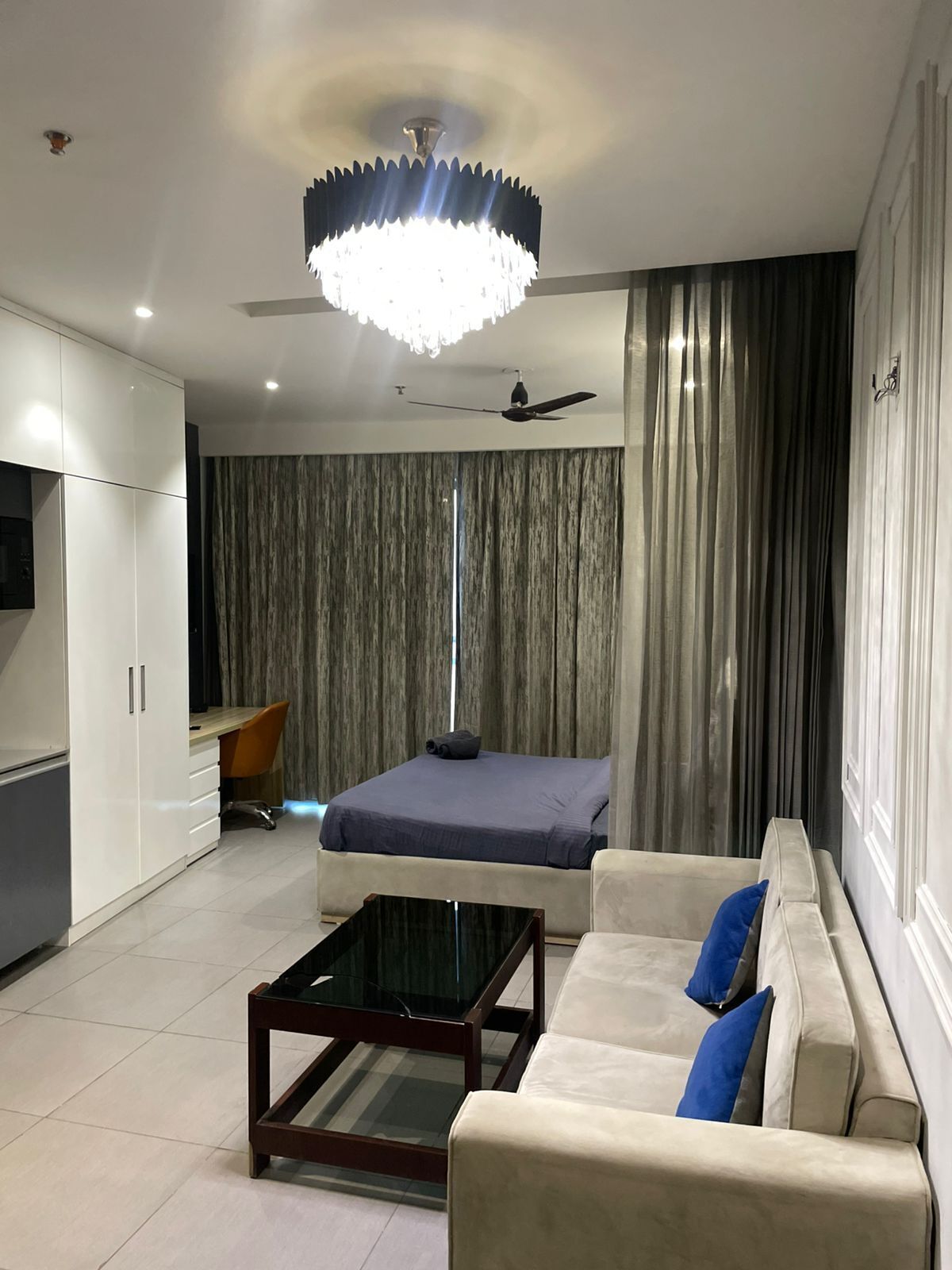 Luxury Studio Suite, City View