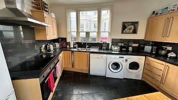 Luxury Apartment | Shared kitchen