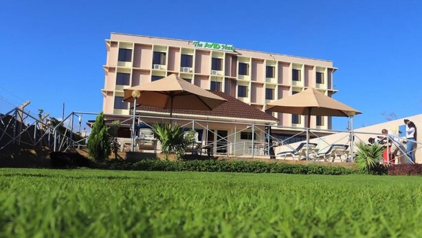 Ảnh chưa phân loại, 1 trong số 71 ảnh, nút