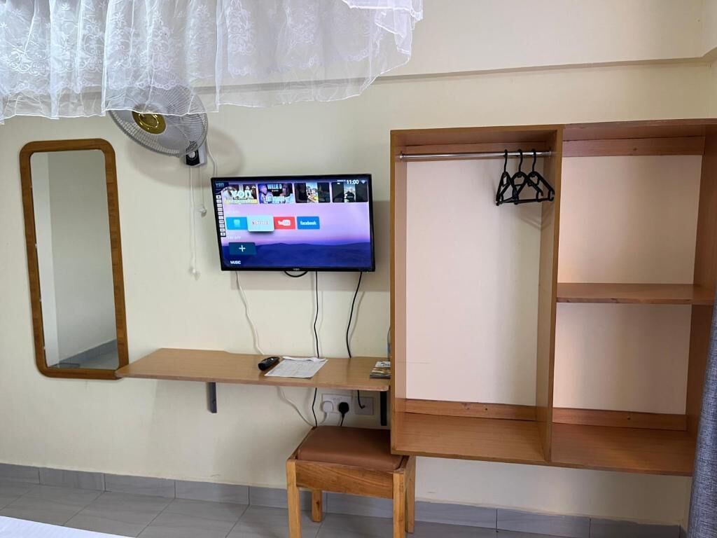 Habitación individual estándar | Wifi gratis y ropa de cama