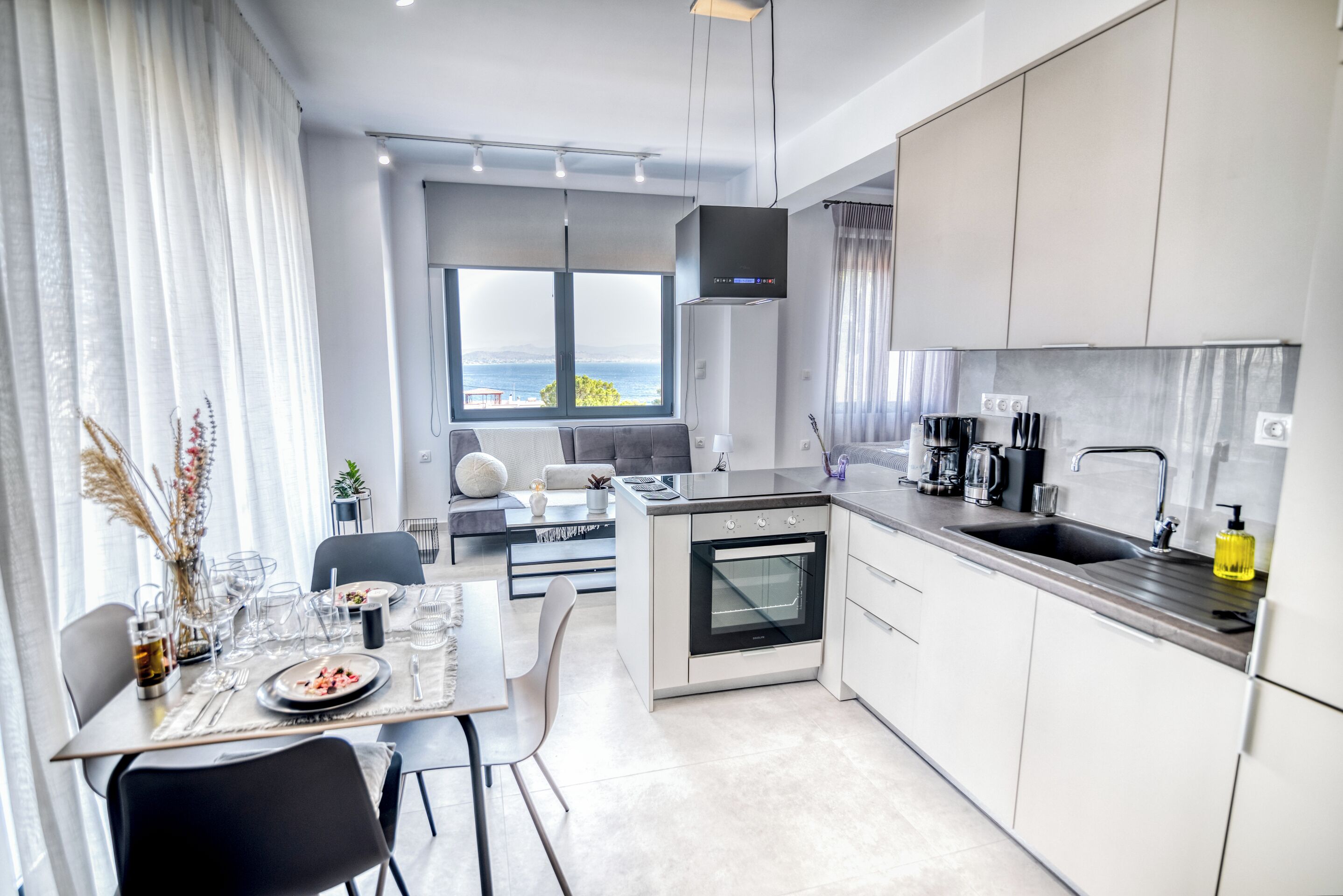 Poème 1 | Private kitchen
