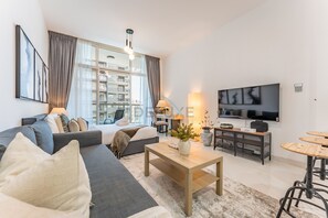 Zimmersafe, Bügeleisen/Bügelbrett, kostenloses WLAN, Bettwäsche