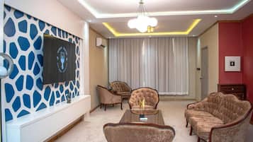 Executive Suite | Interior