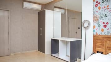 Executive-Suite | Zimmersafe, schallisolierte Zimmer, BĂŒgeleisen/BĂŒgelbrett