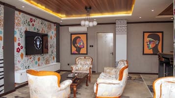 Suíte superior, vista para a piscina | Cofres nos quartos, quartos à prova de som