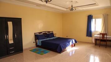 Room | Desk, laptop workspace, free WiFi