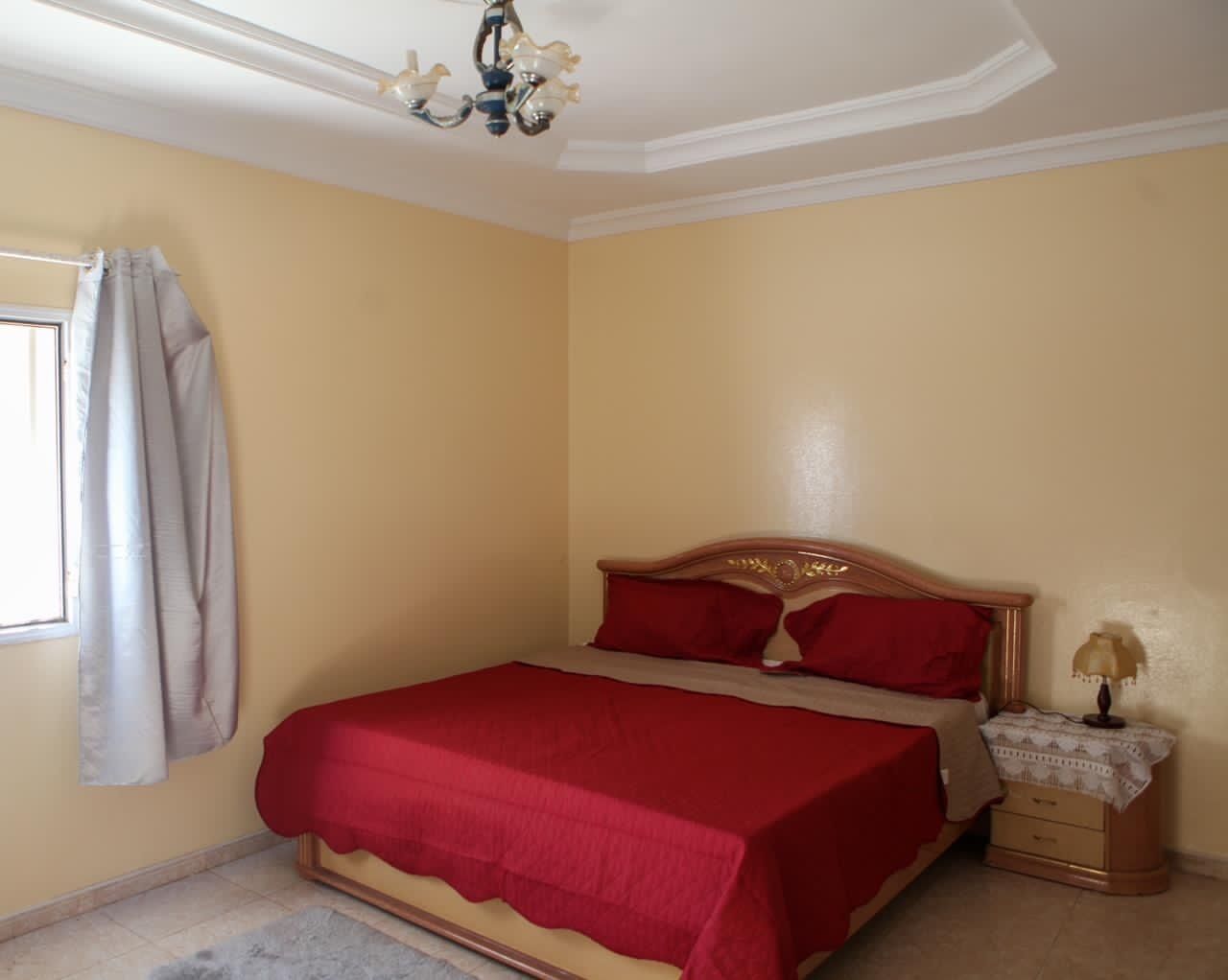 Room | Desk, laptop workspace, free WiFi