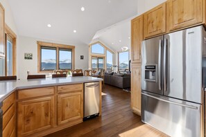 Fridge, microwave, oven, stovetop - Alma Mountain Escape - Views , Deck , Theater (Fairplay)