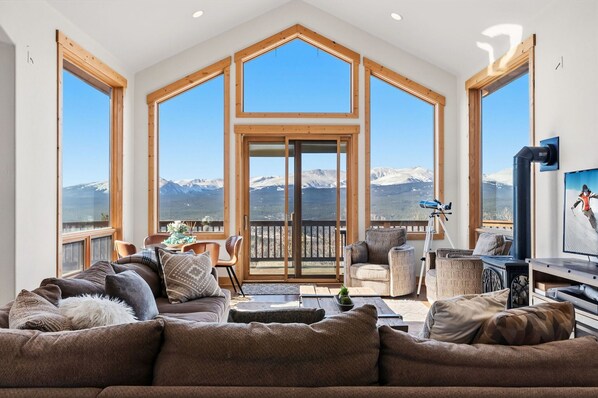 TV, fireplace, video games, offices - Alma Mountain Escape - Views , Deck , Theater (Fairplay)