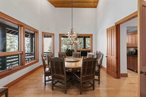 Dining - Luxury 5br Deer Valley Mountain Lodge 5 Bedroom Home (Park City)
