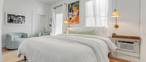 1 bedroom, iron/ironing board, free WiFi, bed sheets