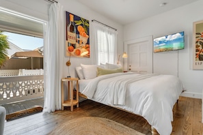 Iron/ironing board, free WiFi, bed sheets