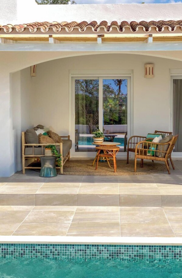 Terrace/patio - Contemporary luxury villa with heatable private pool (Faro)