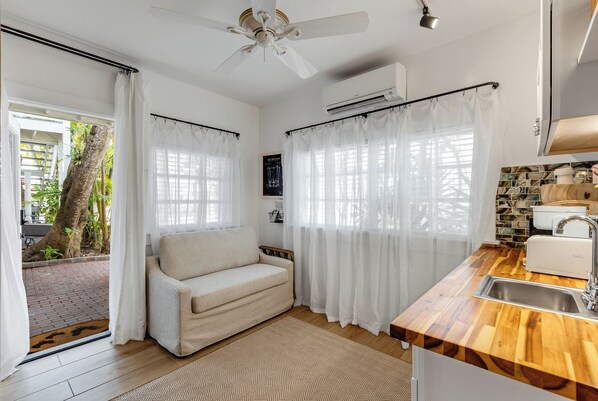 Interior - NIGHT WATCH ~ On Duval St, Adult Only, Adjoining Rum Bar & Nearby Beaches! (Key West)