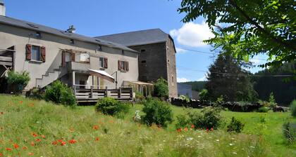 Gîte "les 2 chouettes" – Spacious Holiday Home for 11–13 Guests, Quiet Setting