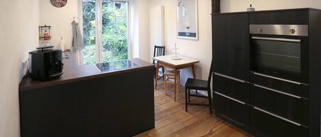 Kühlschrank, Ofen, Herdplatte, Geschirrspüler